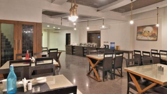 Om Sanctuary Resort By Pinks Hospitality Rupāwati المظهر الخارجي الصورة