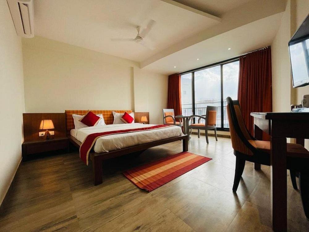 Om Sanctuary Resort By Pinks Hospitality Rupāwati المظهر الخارجي الصورة